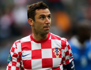 Дарио Срна извинился перед хорватскими болельщиками