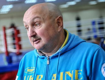 Главный тренер сборной Украины попал в больницу