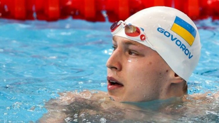 Украинский пловец выиграл золотые награды во Франции