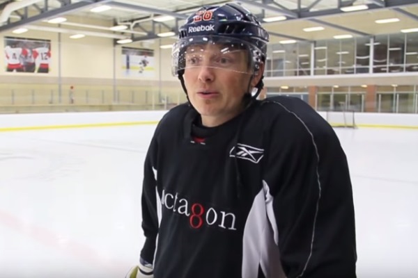 Украинский хоккеист в НХЛ стал свободным агентом