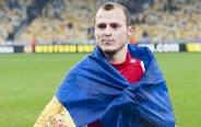 Футболист Зозуля продаёт свои медали, чтобы оплатить отдых детей участников АТО
