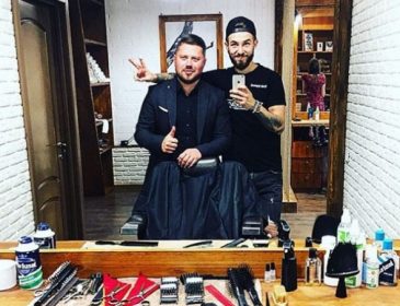 Футболист Егор Лугачев завершил карьеру, чтобы стать парикмахером