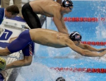 Американский пловец М.Фелпс выиграл 19-е олимпийское золото