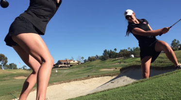 Девушки удивили мастерством игры в гольф (Видео)