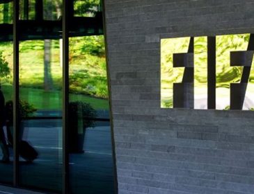 ФИФА ответит в суде за ограничения на трансферы несовершеннолетних