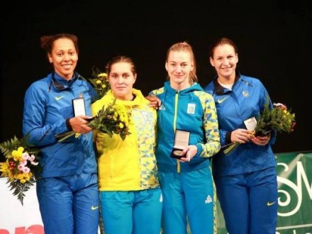 Украинская женская команда по фехтованию завоевала «золото» на этапе Кубка мира в Китае