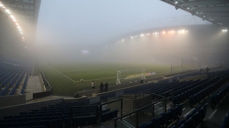 В Англии перенесли матч из-за тумана