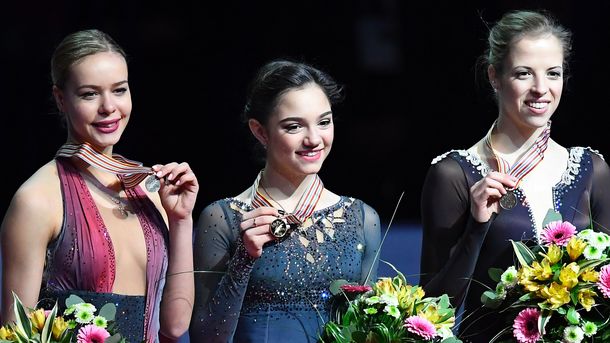 Евгения Медведева стала чемпионкой Европы по фигурному катанию