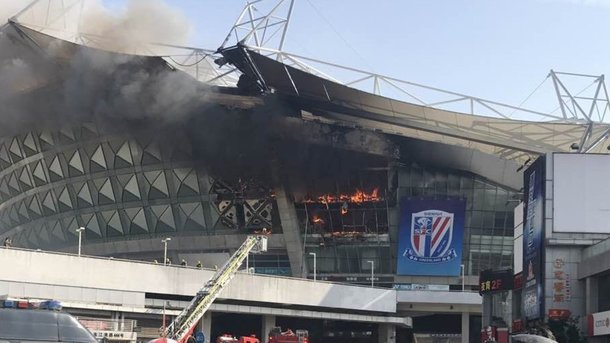 На стадионе китайского клуба случился пожар