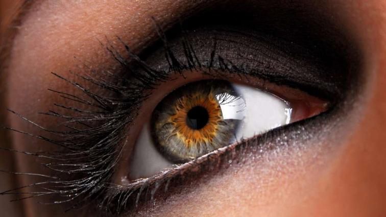 10 продуктов, которые помогут изменить цвет глаз за 2 месяца
