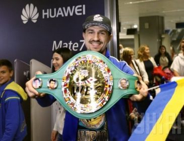 Экс-чемпион мира по боксу Постол проведет бой в Киеве в середине сентября