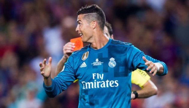 Нападающий «Реала» Криштиану Роналду получил пять матчей дисквалификации