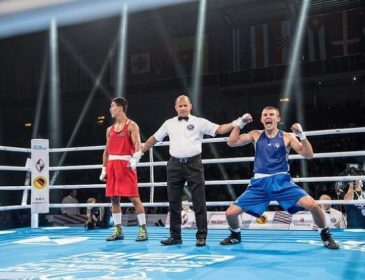Украинец Хижняк выиграл чемпионат мира по боксу