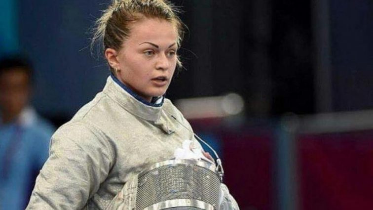 Беременная украинская фехтовальщица похвасталась пикантными фото