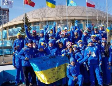 Желаем успехов: Украина торжественно вынесла флаг на Олимпиаде