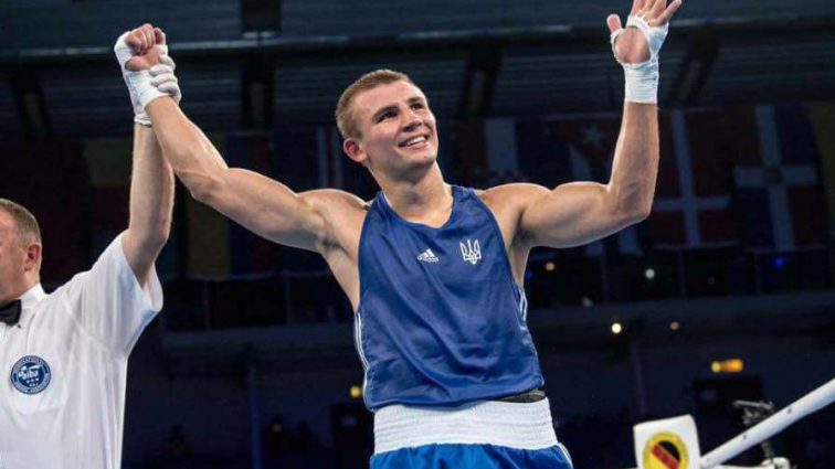 Александр Хижняк стал чемпионом Украины по боксу