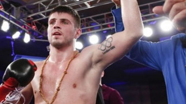 Не Усиком единым: Известный украинский боксер победил соперника грубым нокаутом