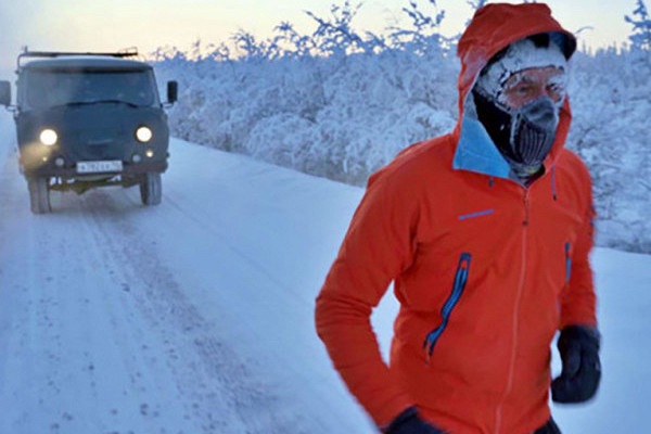 Невероятной рекорд: экстремал из Молдовы пробег 50 км в минус 60 градусов