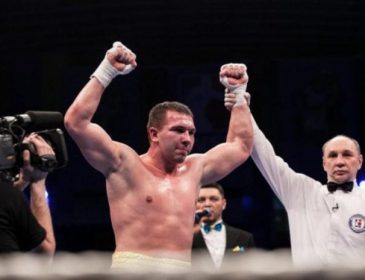 «Единогласное решение судей»: Украинец Тарас Неудачин одержал вторую победу на профессиональном ринге